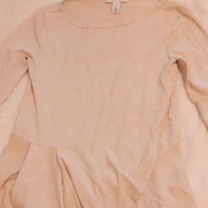 Like new White House Black Market Blouse